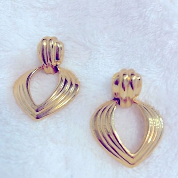 Vintage Y2K Trifari Openwork Dangle Earrings Gold - Picture 3 of 9